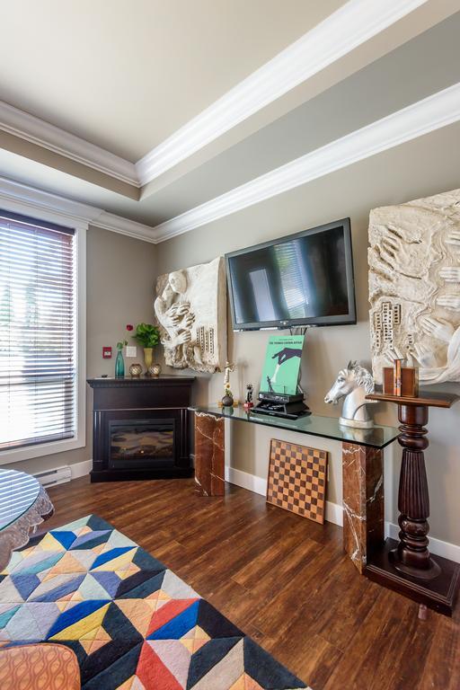 Brookside Inn Boutique Hotel Abbotsford Bagian luar foto